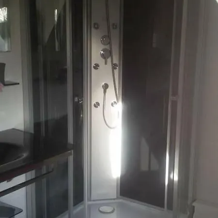 Hibiscus 1er Etage Daire Honfleur